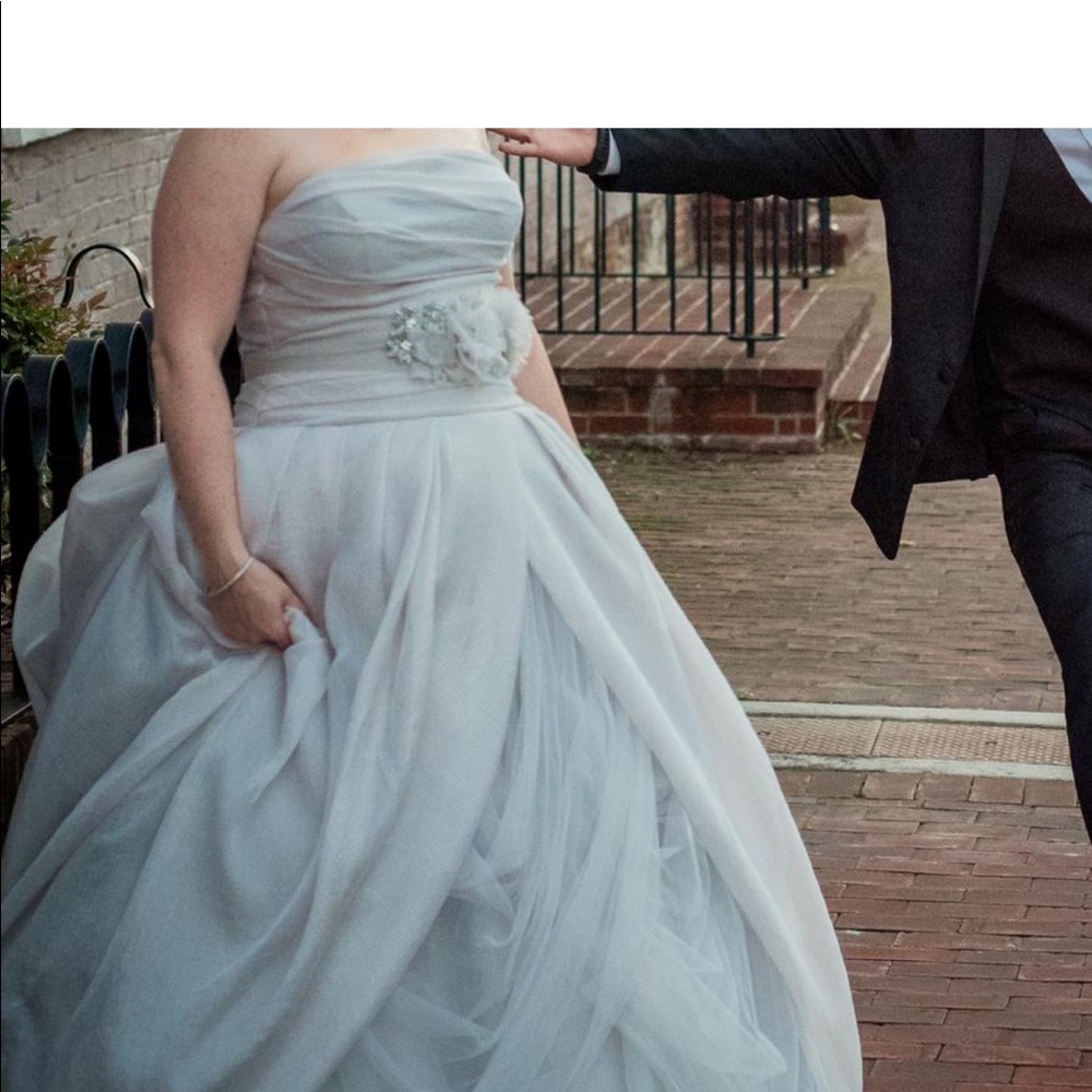 White by Vera Wang Textured Organza Wedding Dress - Picture 3 of 8